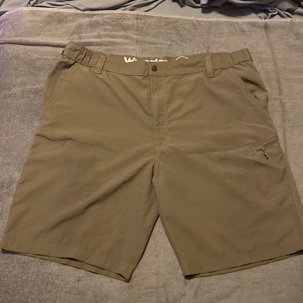 Wrangler relaxed fit shorts